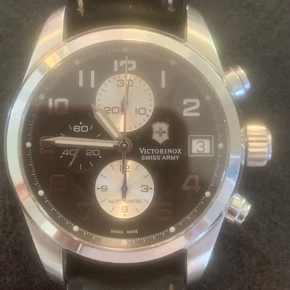 One of a kind vintage Swiss Army Men’s watch.